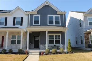 featured image of 1523 Stanford Lane