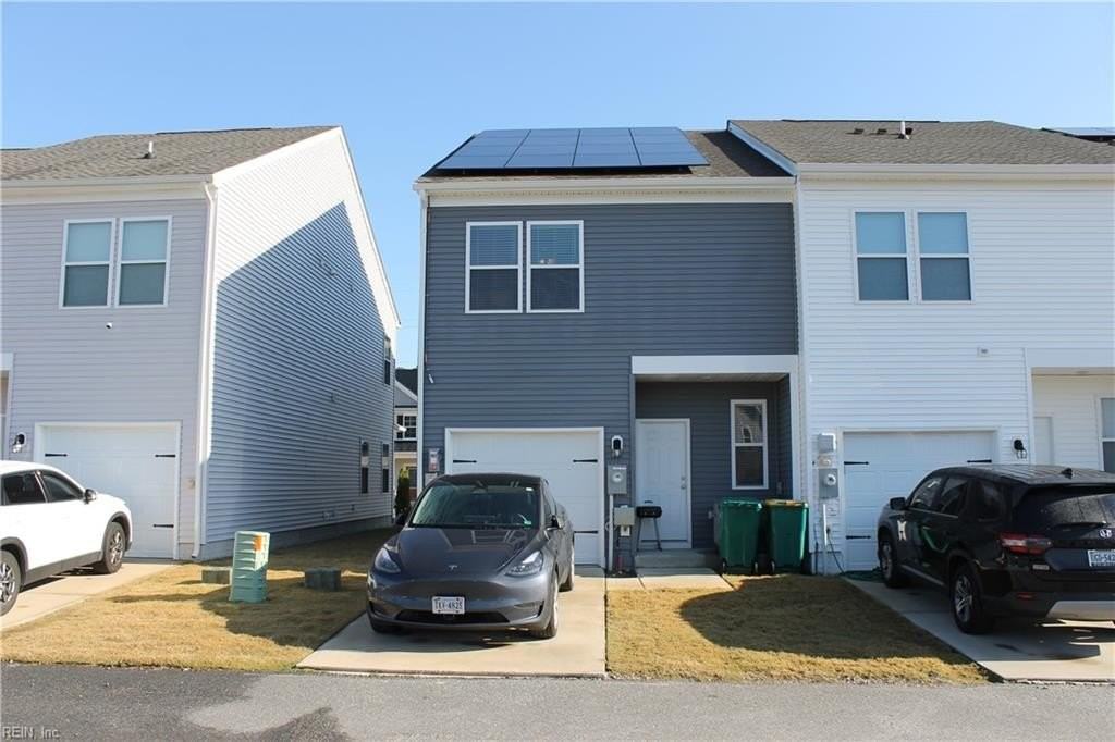 1523 Stanford Lane - Photo 2 of 19