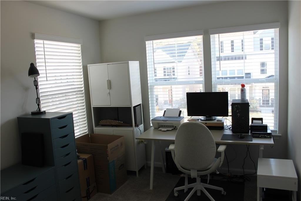 1523 Stanford Lane - Photo 7 of 19