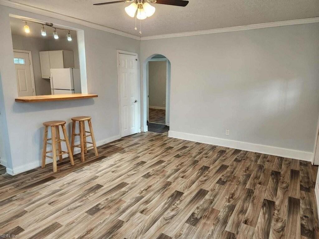 9553 19th Bay Street - Photo 5 of 14