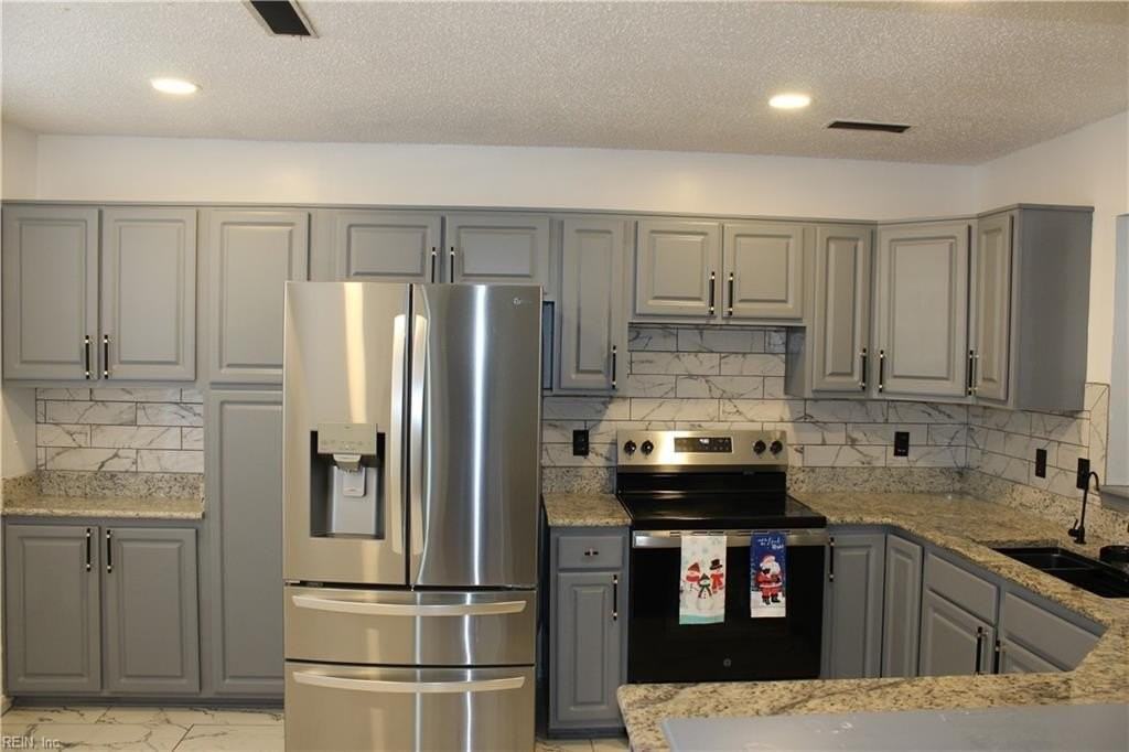 3808 Peppercorn Way - Photo 3 of 30