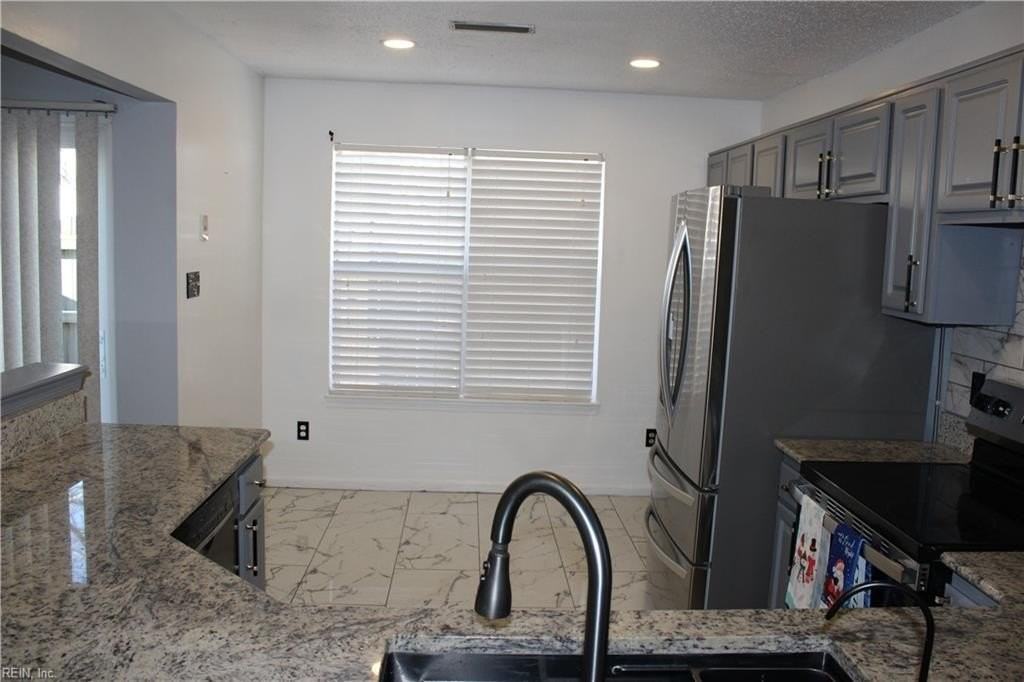 3808 Peppercorn Way - Photo 5 of 30