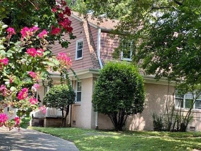 210 Pennsylvania Ave #2 - Photo 2 of 34