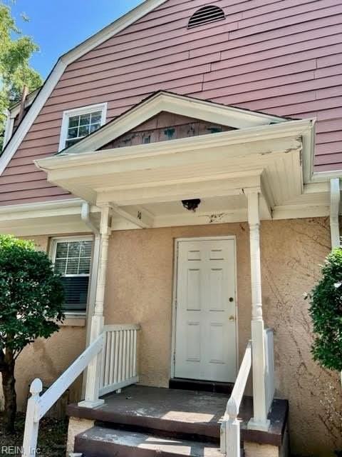 210 Pennsylvania Ave #2 - Photo 3 of 34