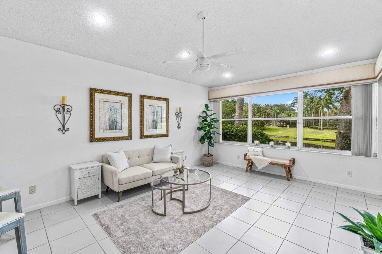 2519 Coral Trace Place - Photo 7 of 23