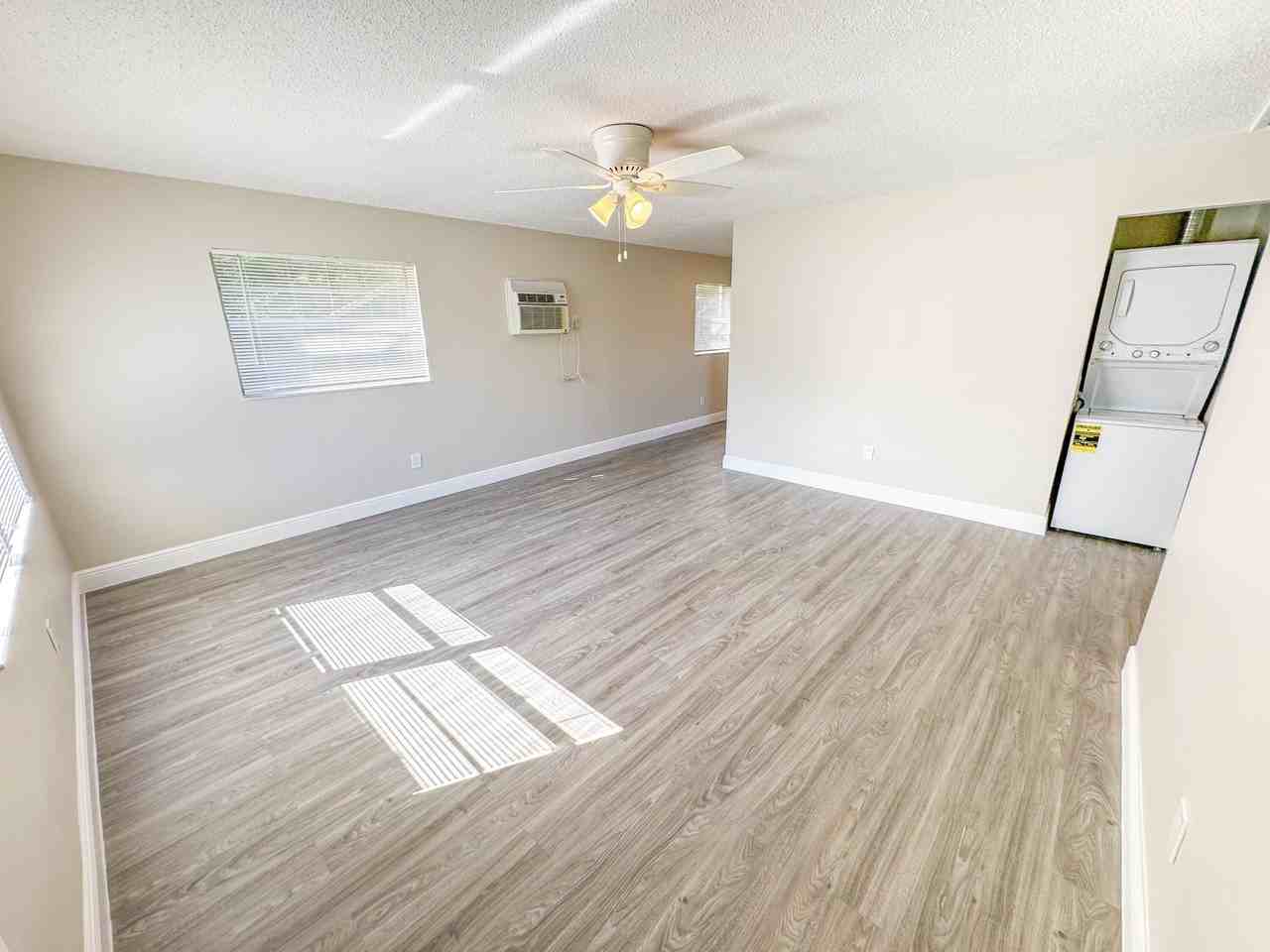 3445 Hi Street - Photo 2 of 8