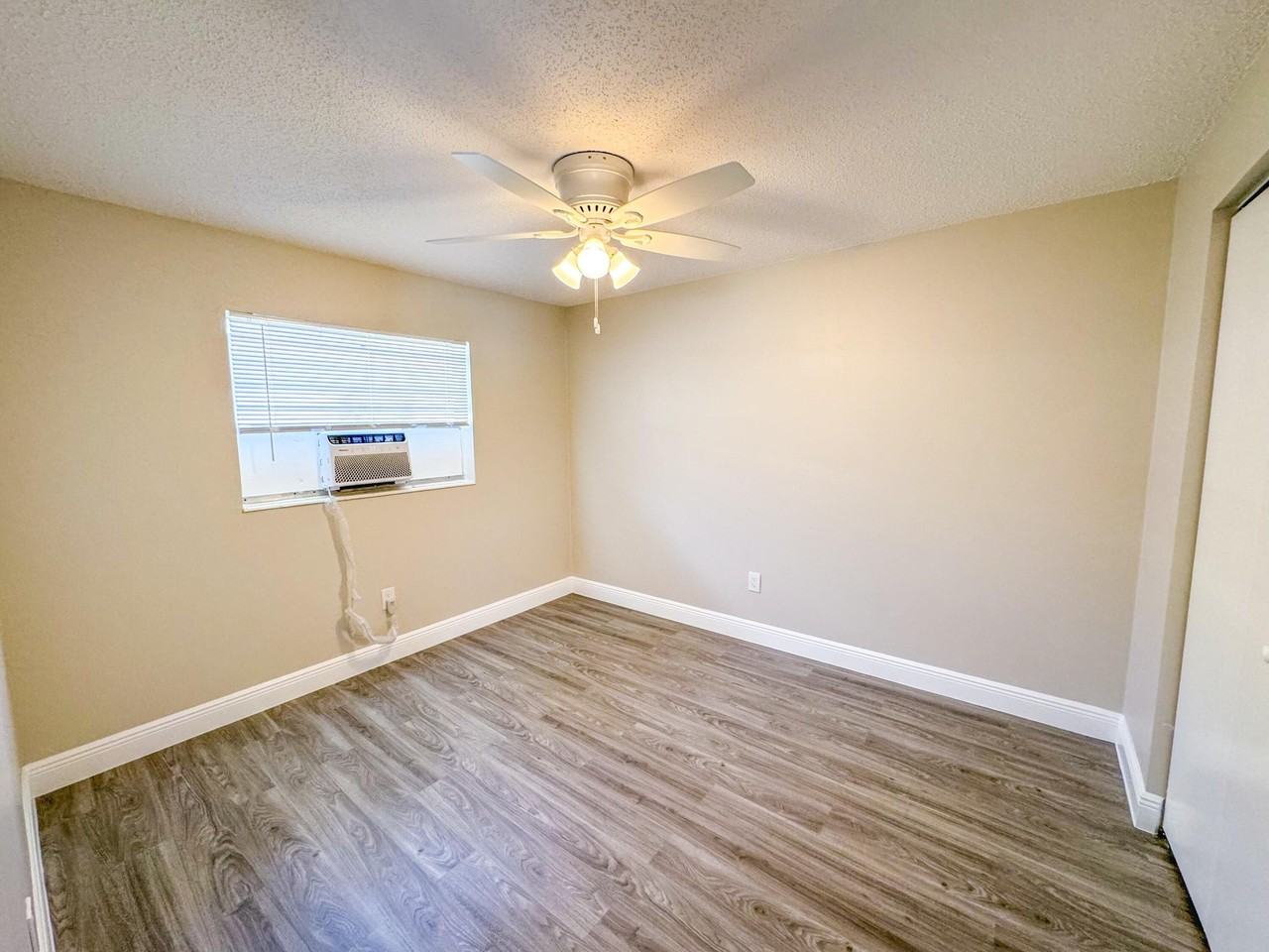 3445 Hi Street - Photo 6 of 8