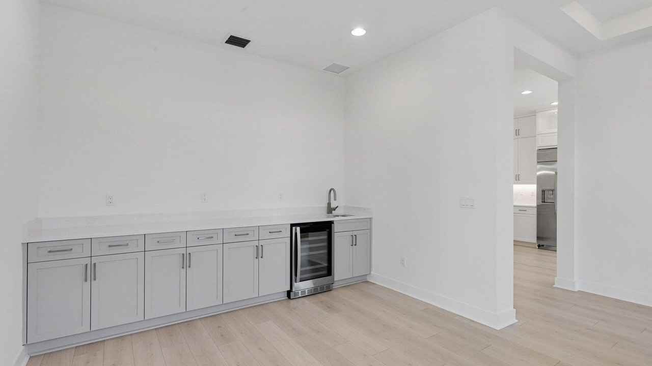 13150 Alton Rd - Photo 7 of 42