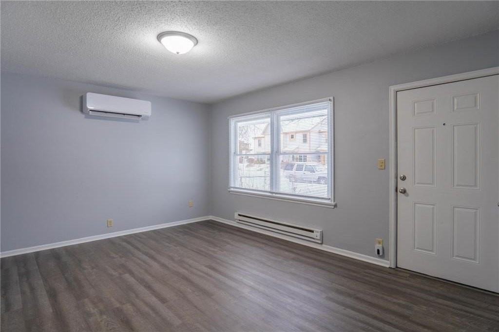 5048 North Girard Avenue - Photo 2 of 18