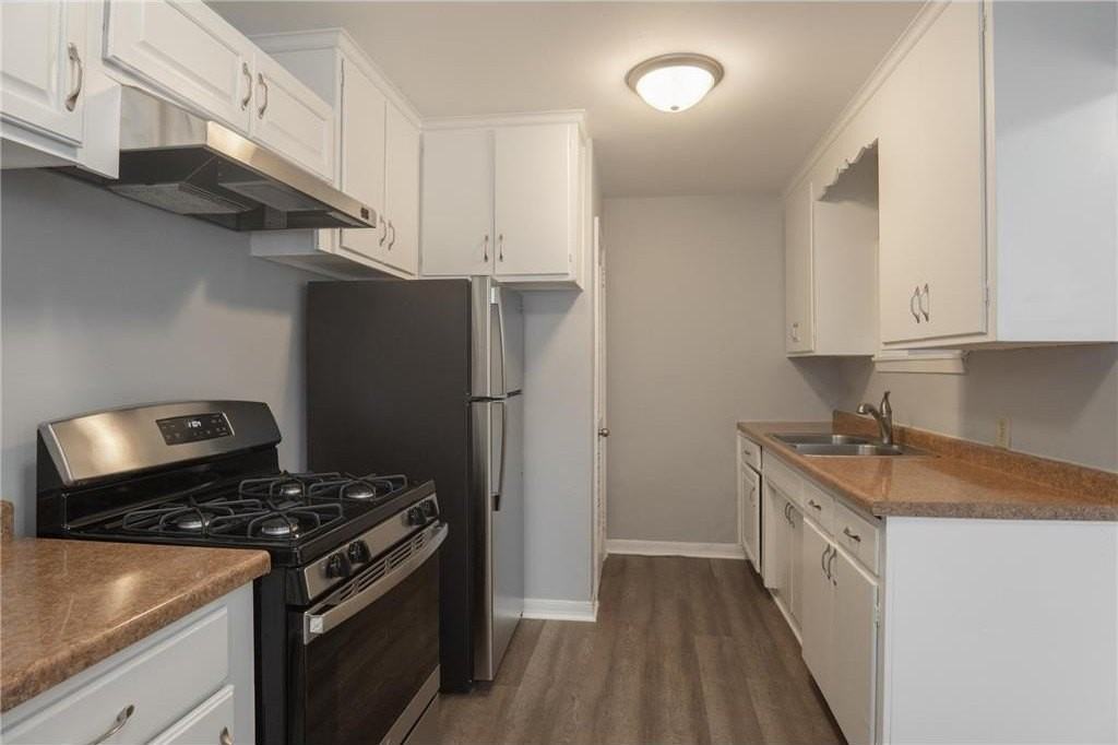 5048 North Girard Avenue - Photo 5 of 18