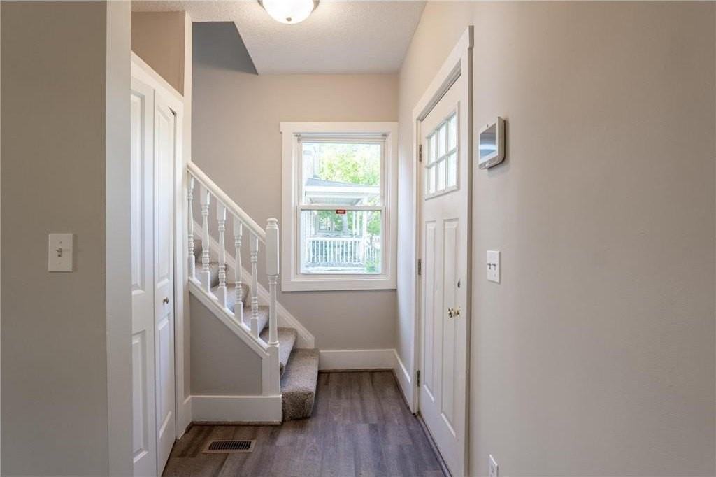 1602 Johnson Street Northeast - Photo 7 of 21