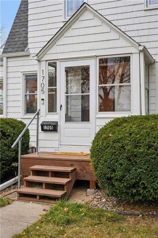 1705 Ivy Ave E - Photo 3 of 25