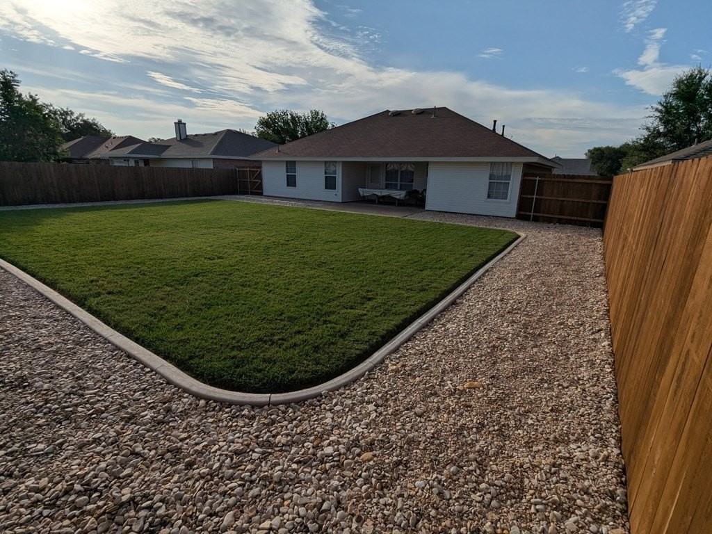 3926 West Beauregard Avenue - Photo 2 of 17