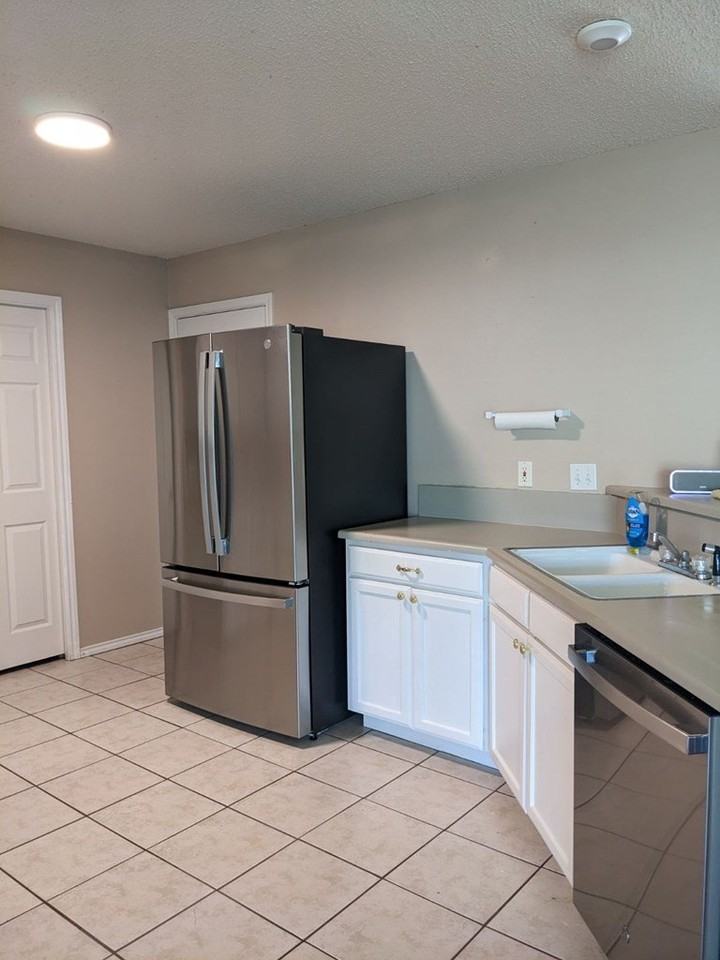 3926 West Beauregard Avenue - Photo 7 of 17