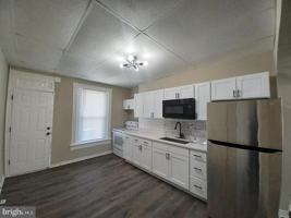 featured image of 711 N Streeper St