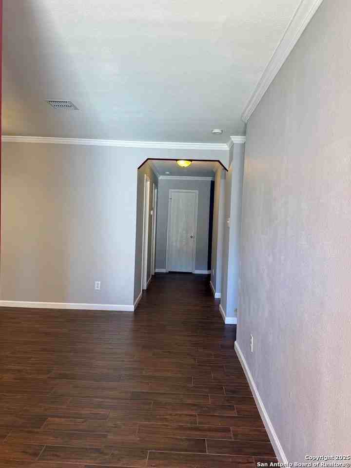 232 Weeping Willow - Photo 4 of 28