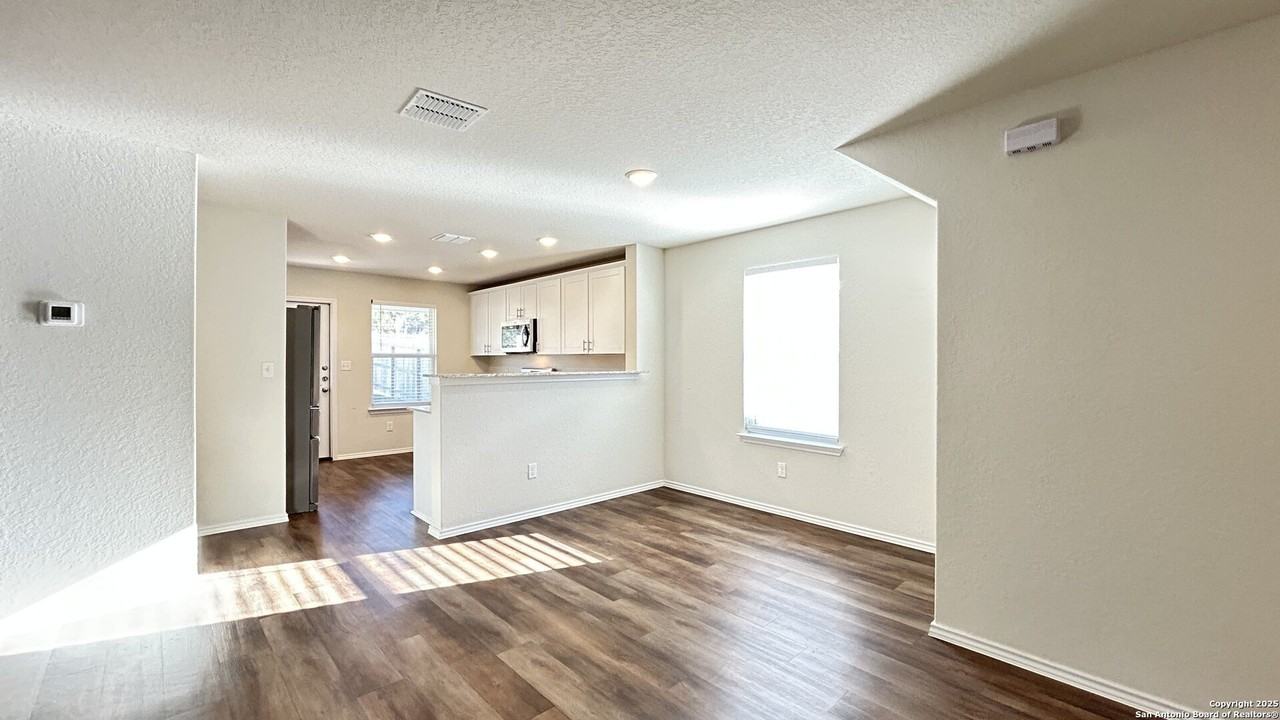 11418 Long Rider - Photo 6 of 31