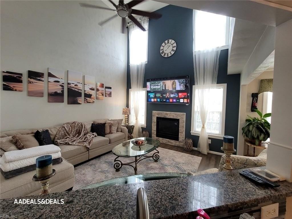 1504 Yountville Court - Photo 4 of 14