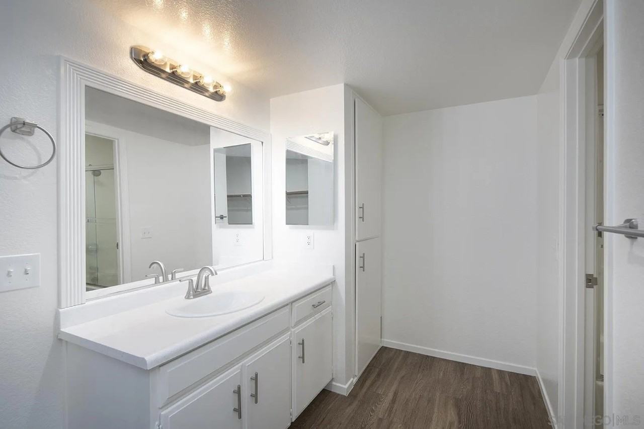 315 Westbourne Street - Photo 2 of 30