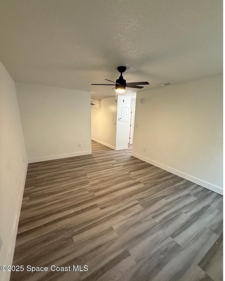 304 Palm Avenue #304 - Photo 2 of 10