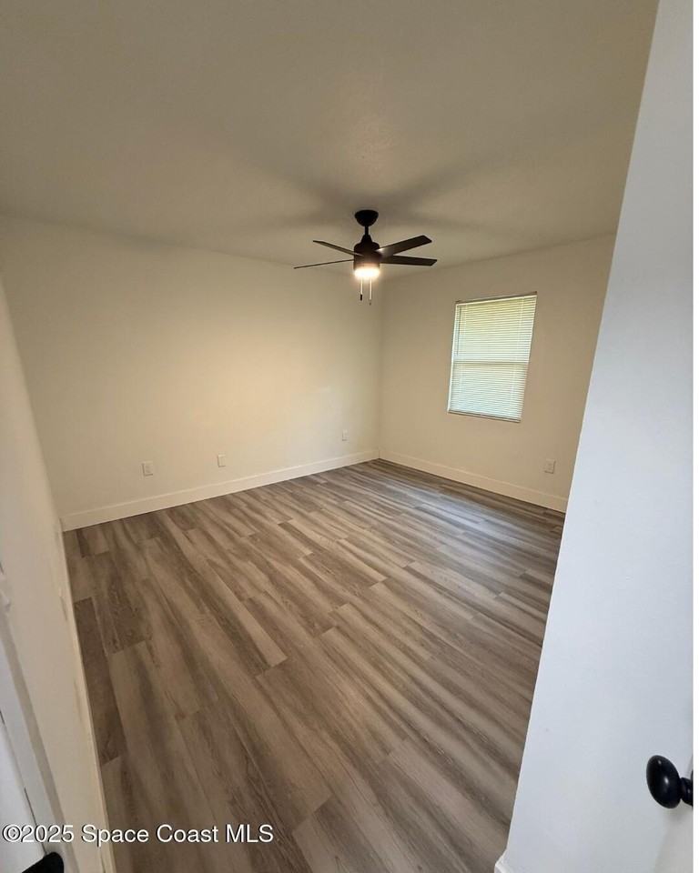 304 Palm Avenue #304 - Photo 6 of 10