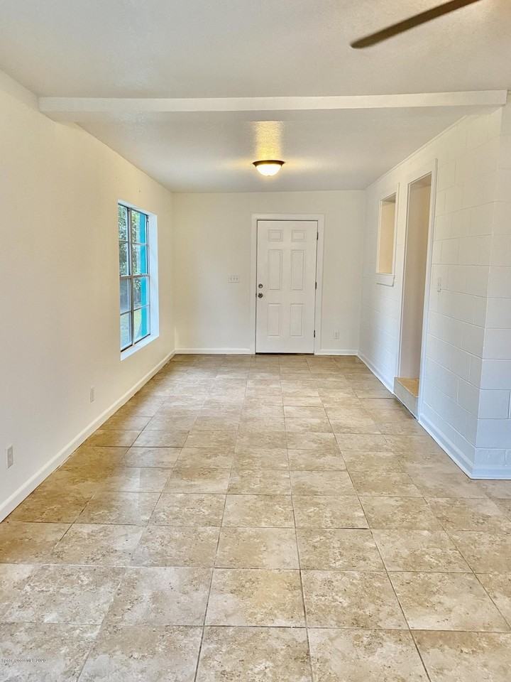 701 Sea Gull Dr - Photo 6 of 13