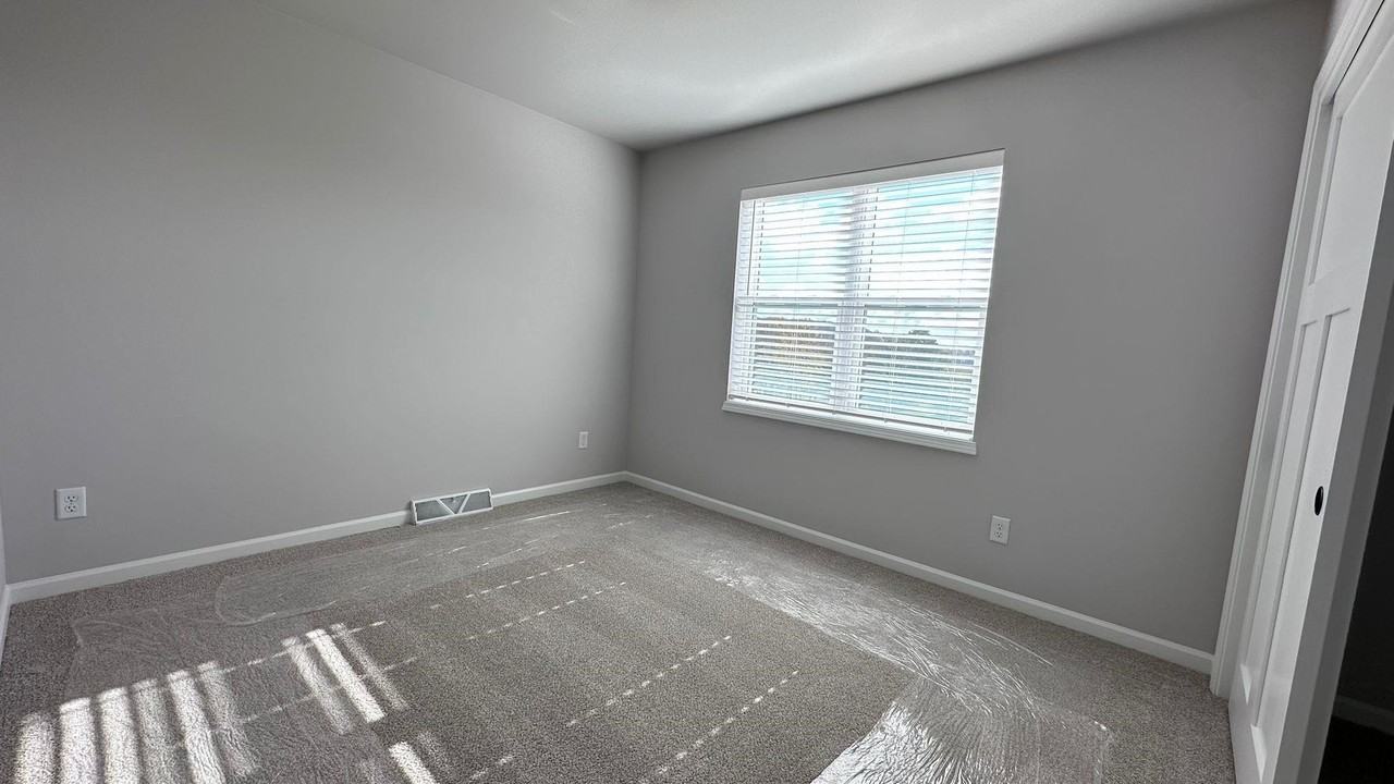 7647 Stones Throw Drive - Photo 3 of 14