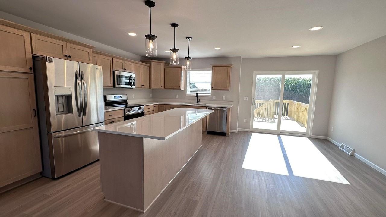 7647 Stones Throw Drive - Photo 7 of 14