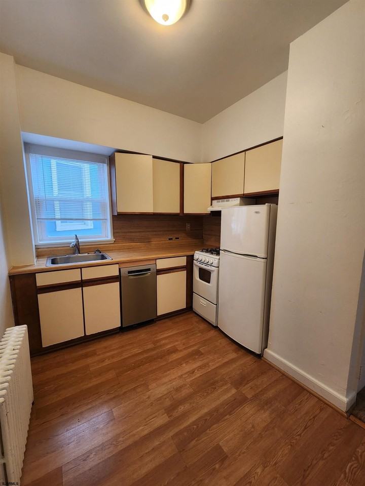 19 Weymouth Avenue - Photo 2 of 6