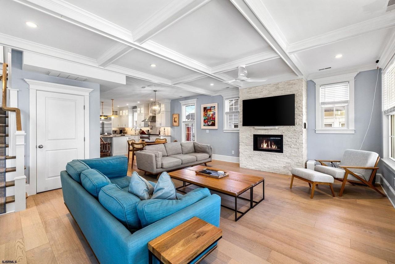 204 North Union Avenue - Photo 7 of 50