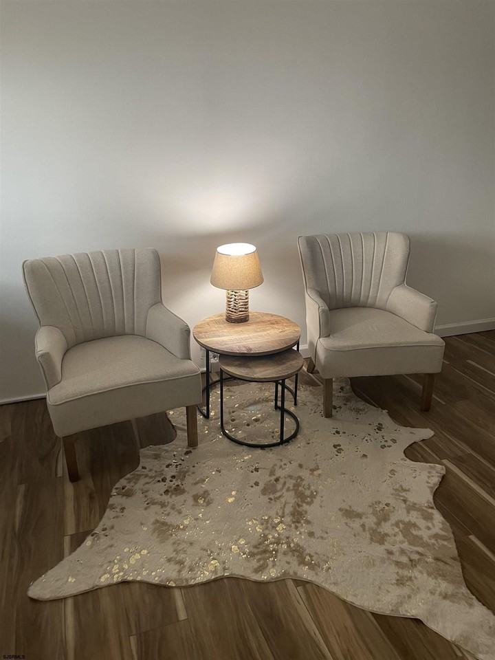 9010 Atlantic Ave - Photo 6 of 14