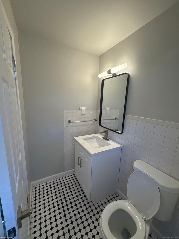 19 Mill Street - Photo 3 of 27