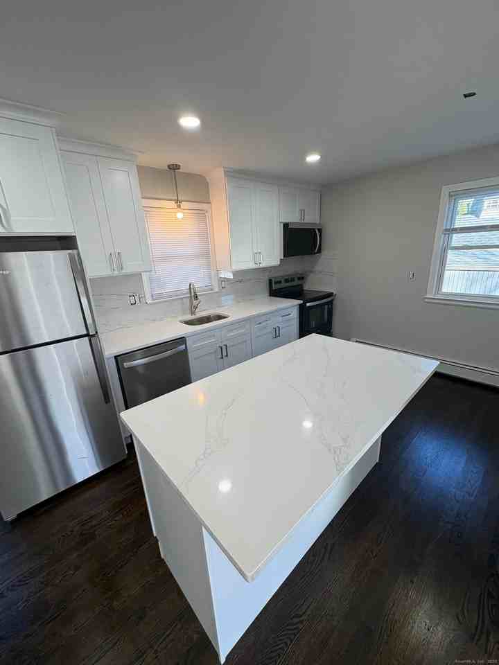 19 Mill Street - Photo 7 of 27