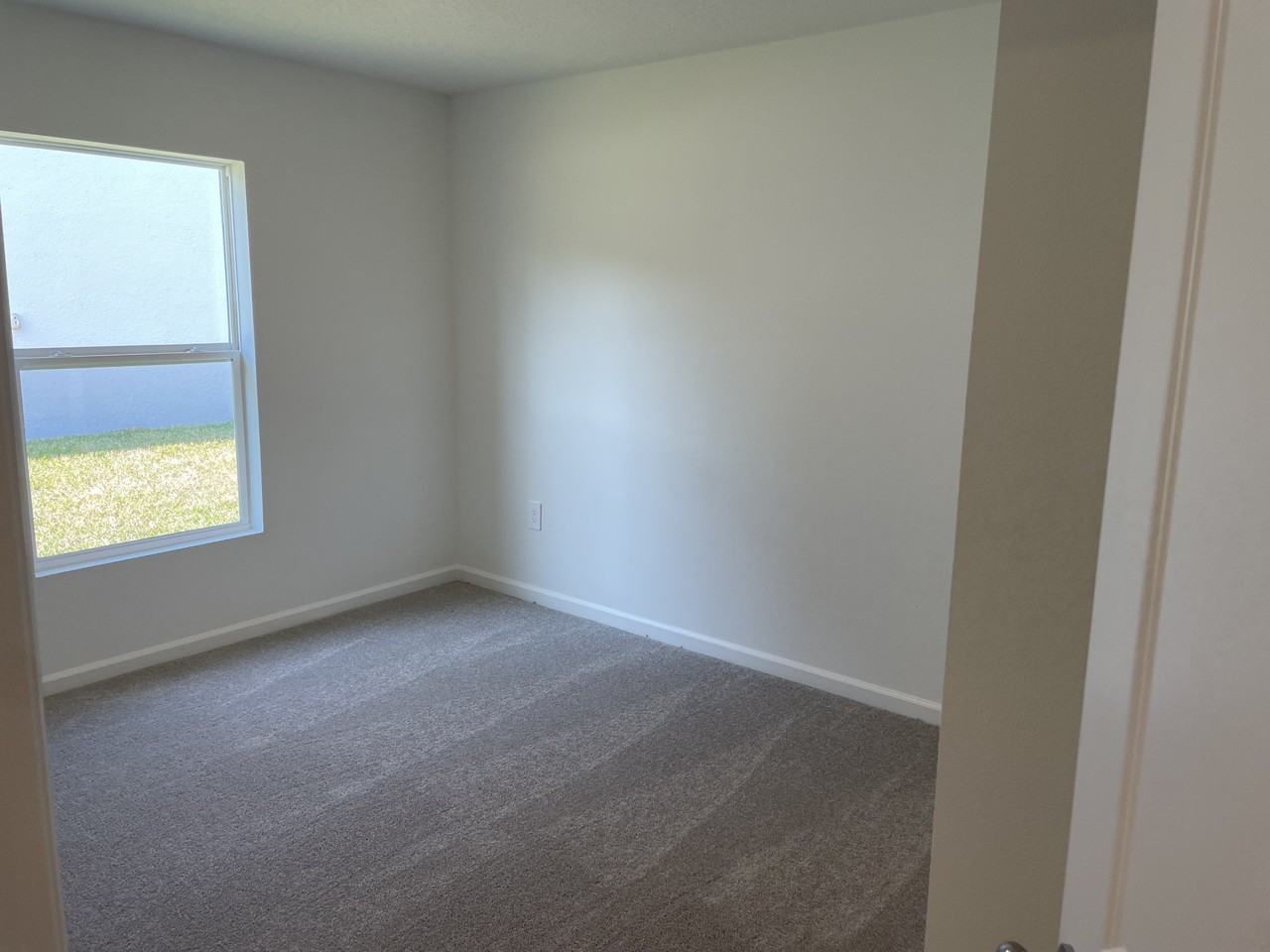 1374 Blue Ash Lane - Photo 4 of 15