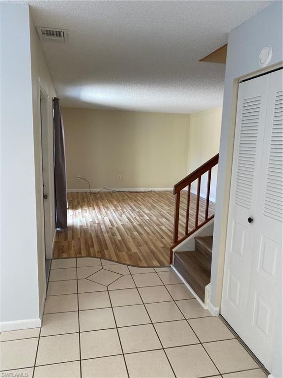 5239 Cedarbend Dr - Photo 6 of 33