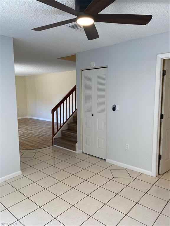 5239 Cedarbend Dr - Photo 7 of 33