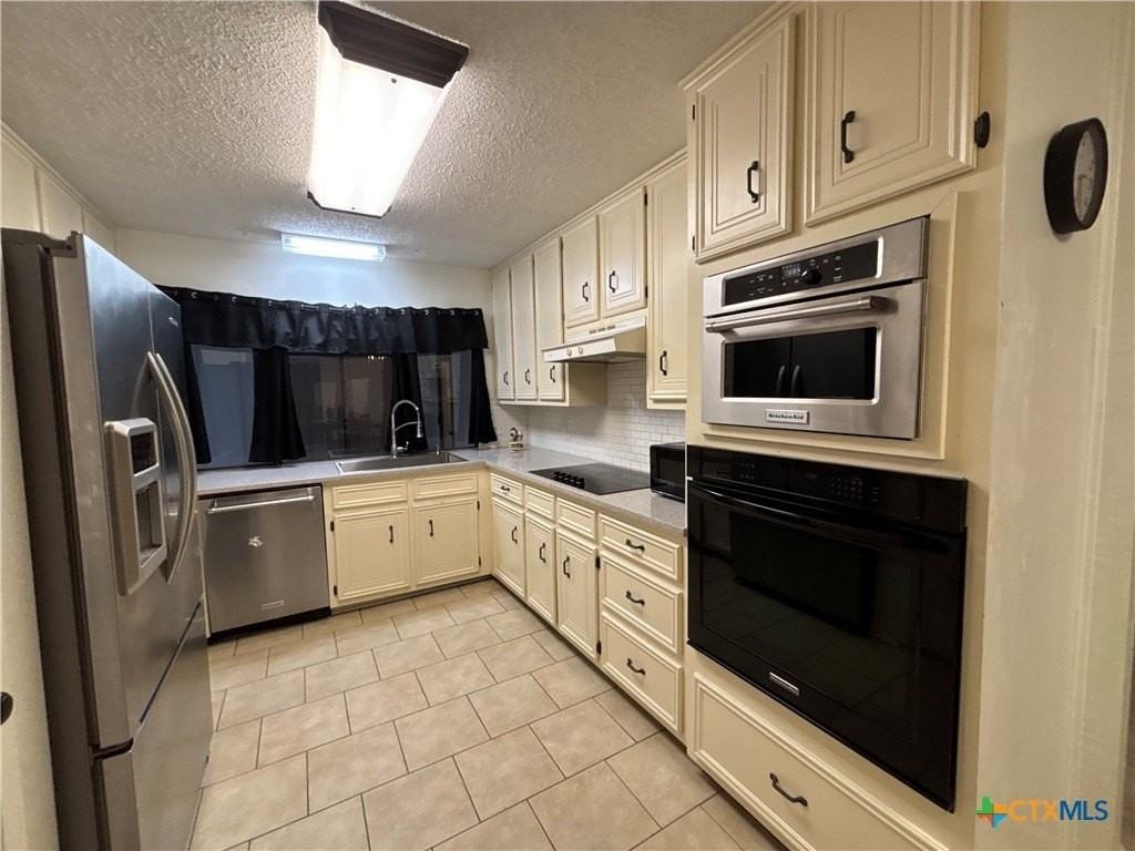 205 Magdalena Drive - Photo 6 of 19