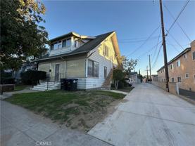 352 W Chevy Chase Dr - Photo 1 of 1