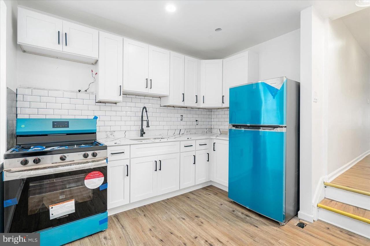 1715 West Lexington Street - Photo 5 of 21