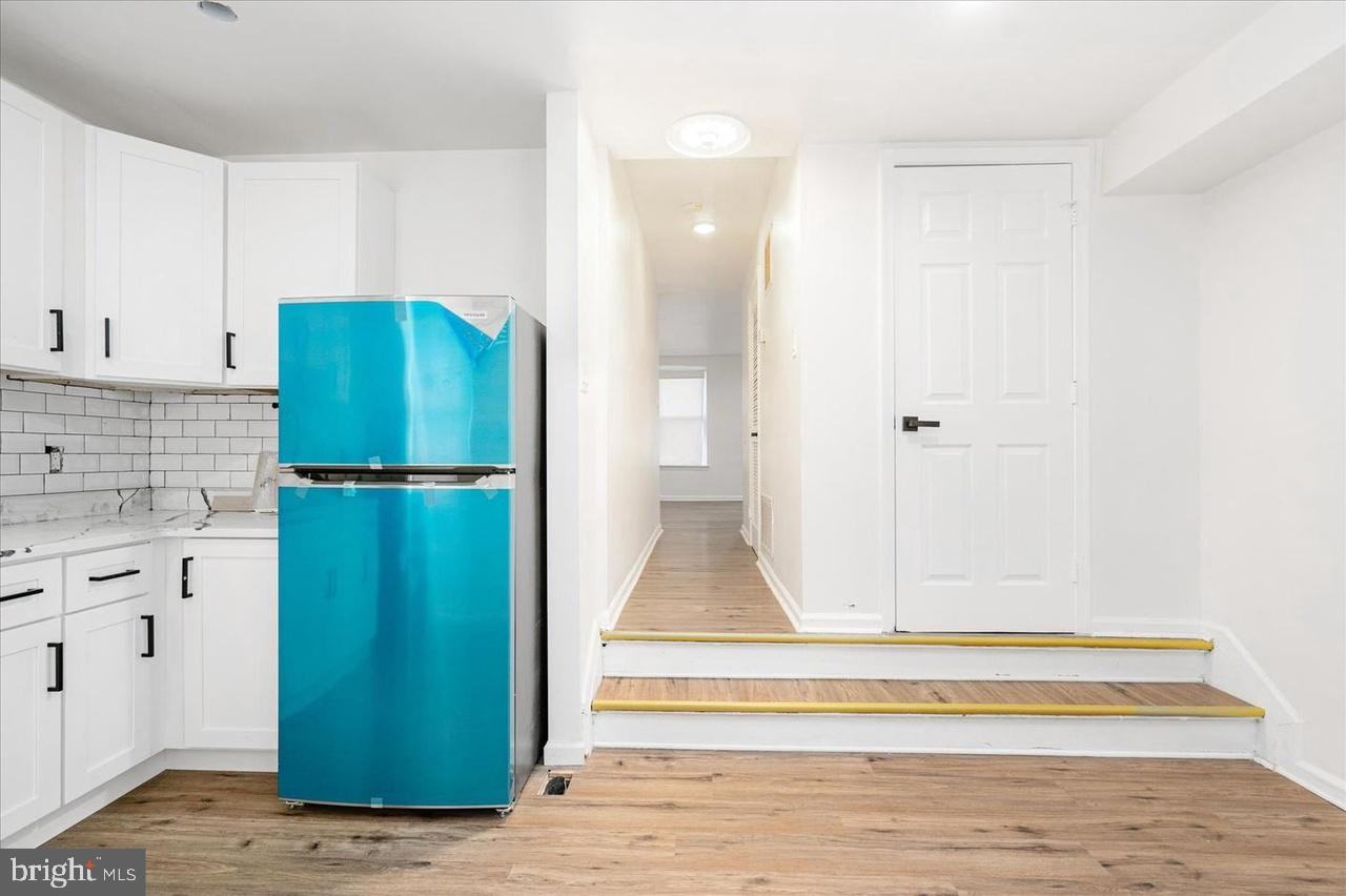 1715 West Lexington Street - Photo 7 of 21