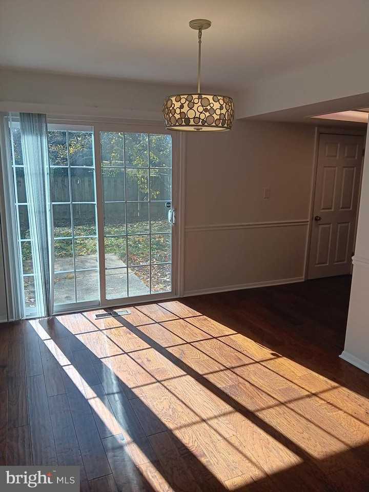 5539 Green Dory Lane - Photo 6 of 24