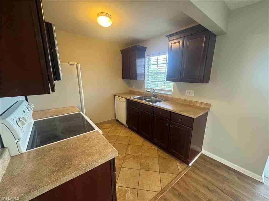 7019 Cedarhurst Dr ## 9d - Photo 6 of 24