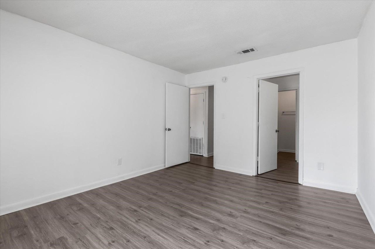 851 Maple Street - Photo 7 of 13