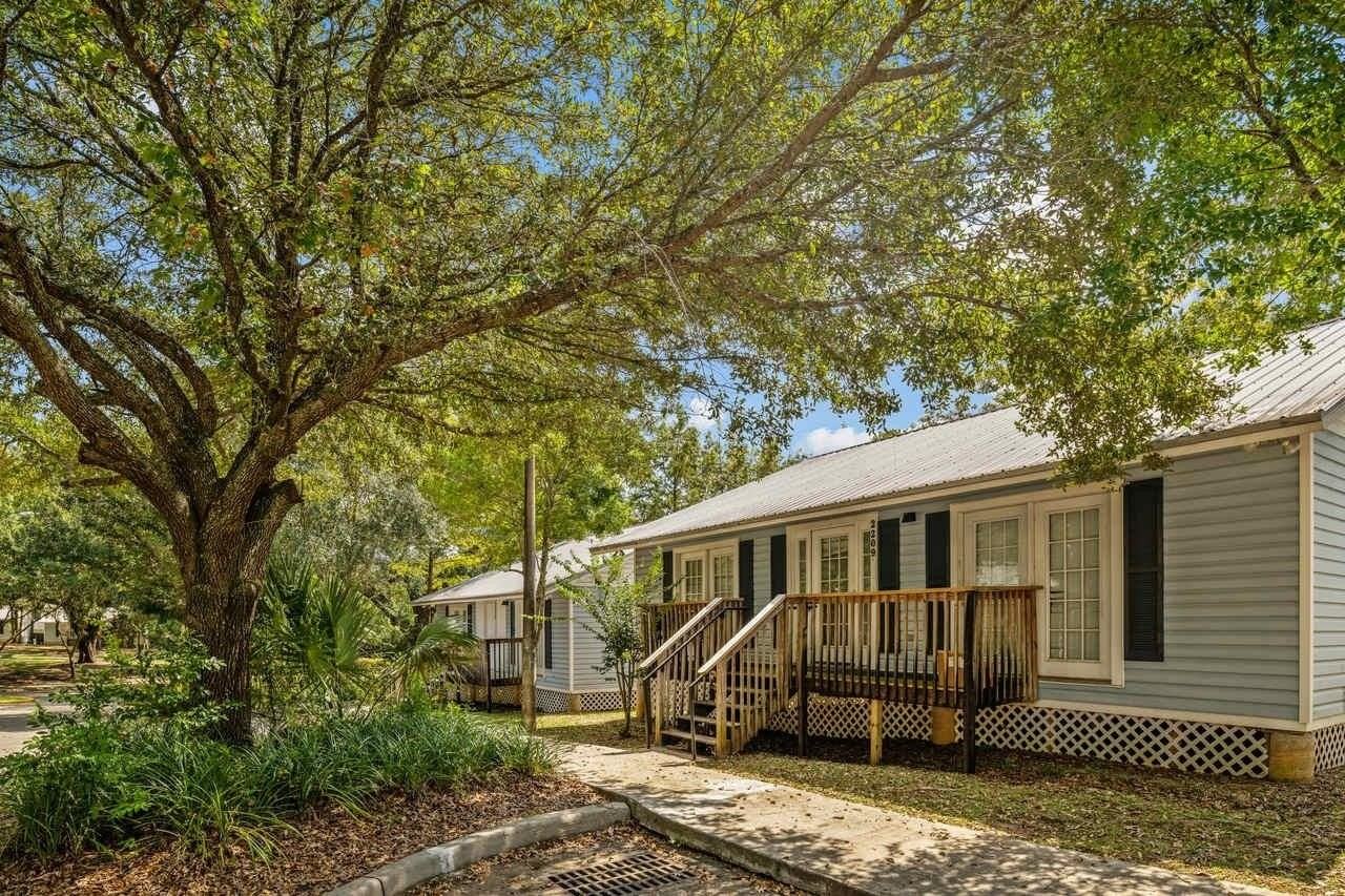 2254 Magnolia Circle #2 - Photo 2 of 23