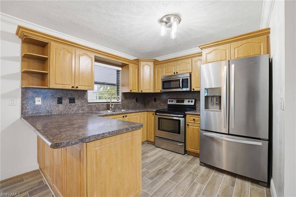 1145 Southwest 44th Terrace - Photo 6 of 31