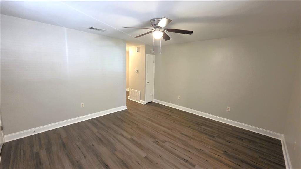 215 Avenue a ##A - Photo 4 of 7