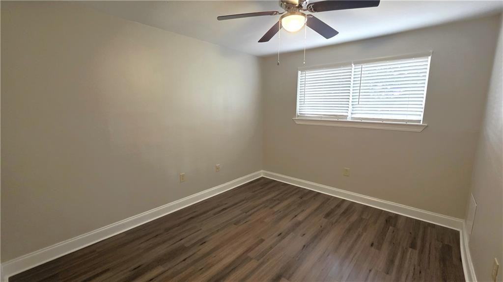 215 Avenue a ##A - Photo 6 of 7