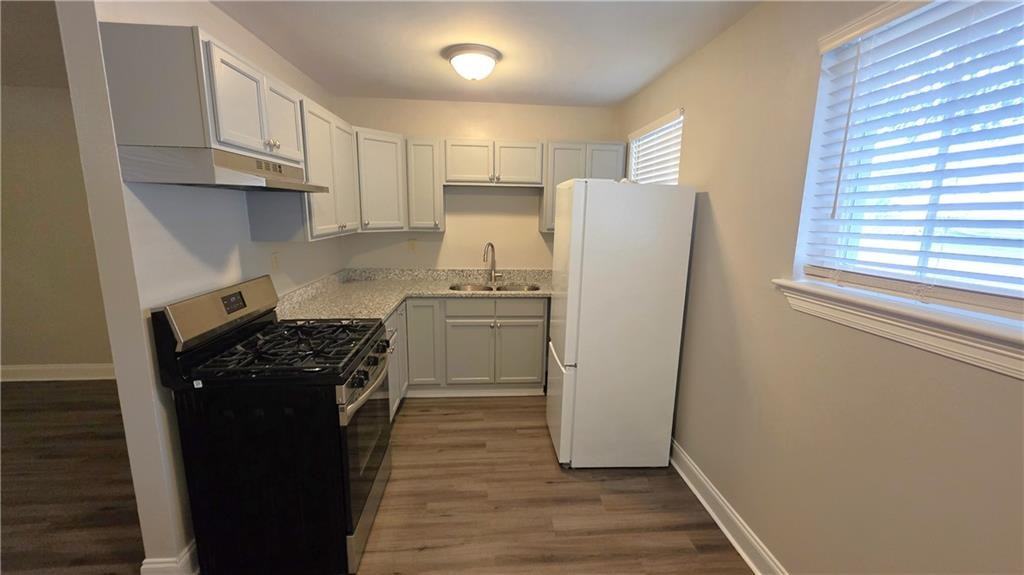 217 Avenue a ##A - Photo 3 of 9