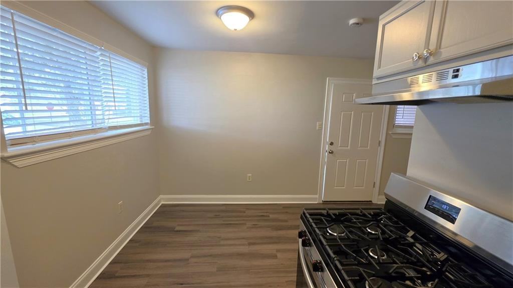 217 Avenue a ##A - Photo 4 of 9