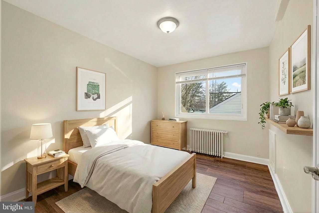 3207 11th Place Southeast #3 - Photo 5 of 36